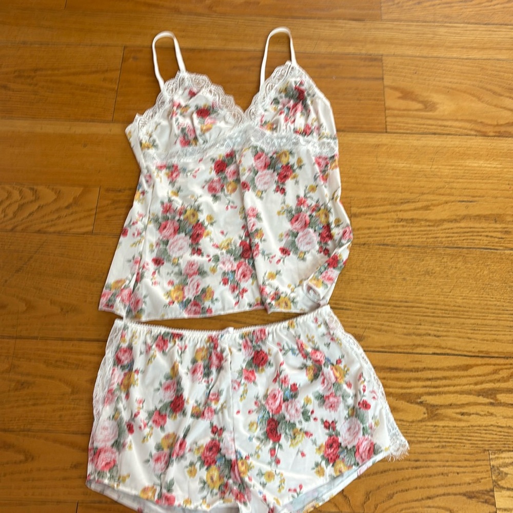 Avid Love 2 piece floral lingerie Shorts XL 🌺 coquette